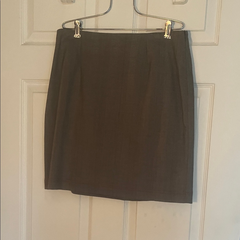 Tailor B. Moss Gray Blazer with Red Lining - Picture 4 of 5